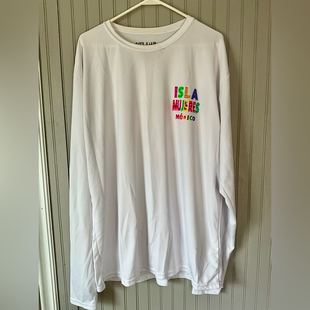 White Isla Mujeres Long Sleeve Shirt. Size XXL. Nice!  Sun cover!